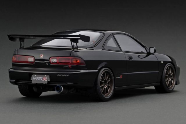 予約 イグニッションモデル1/18 ホンダ インテグラ タイプR DC2